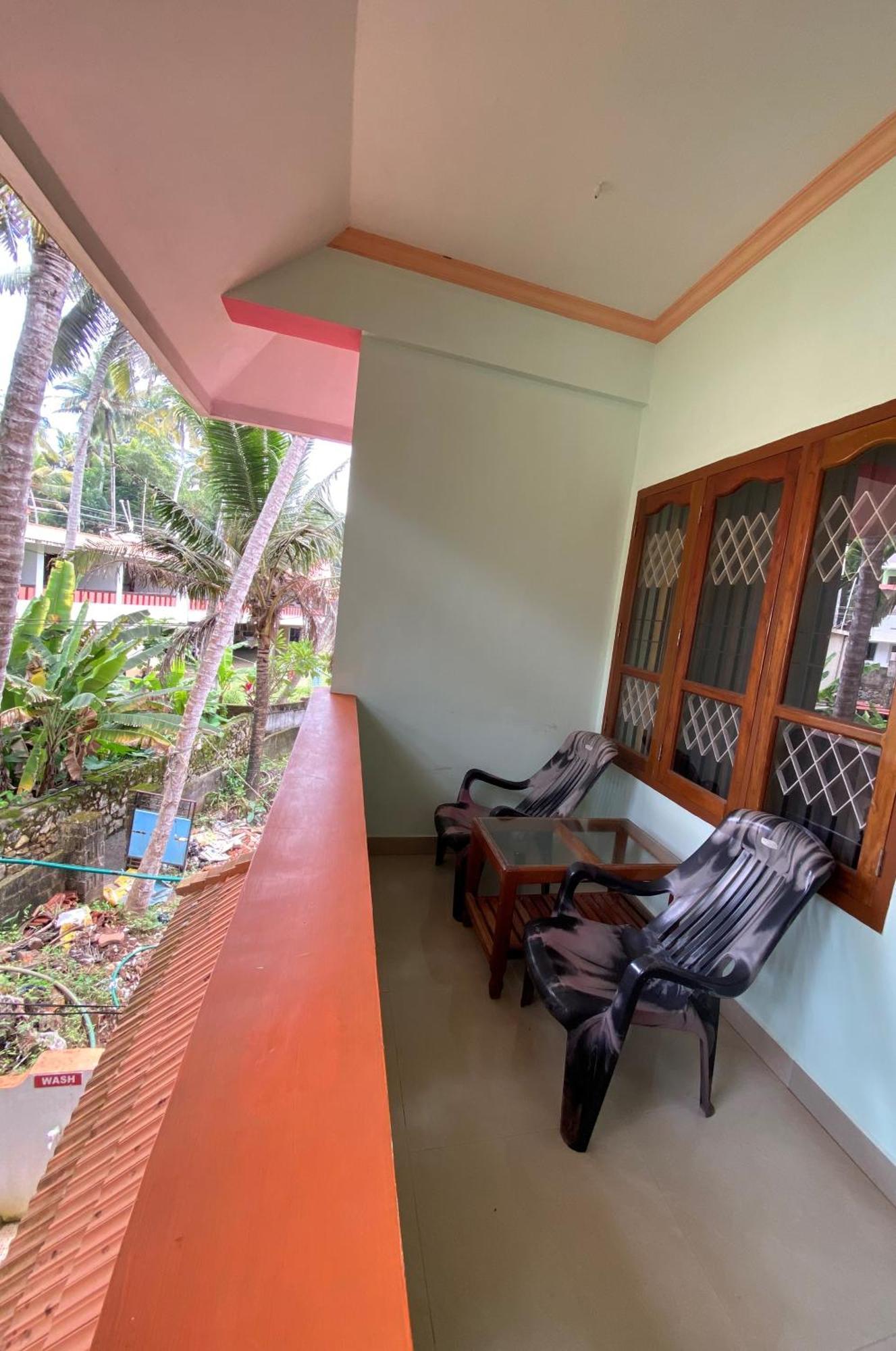 Packbag Comfort Bed & Breakfast Kovalam Εξωτερικό φωτογραφία