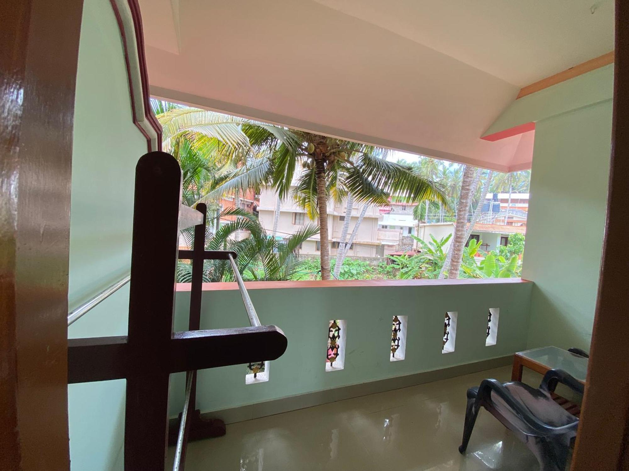 Packbag Comfort Bed & Breakfast Kovalam Εξωτερικό φωτογραφία